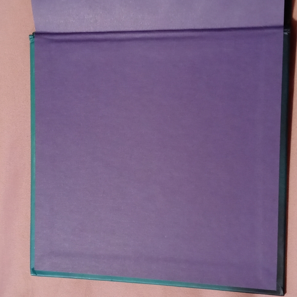 BOOK  OPENING TO MEDITATION - Picture 4 of 8